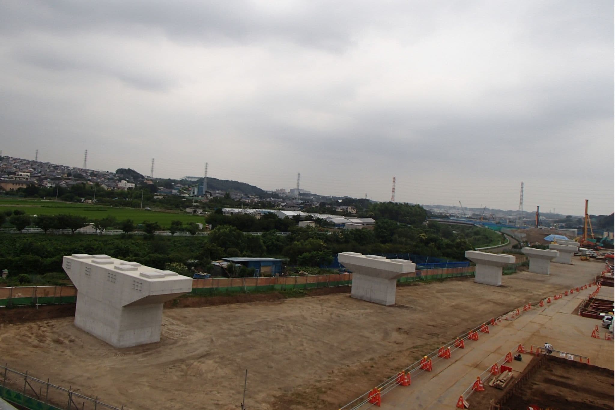 高速横浜環状北西線(下谷本地区)橋梁下部工事(その2)