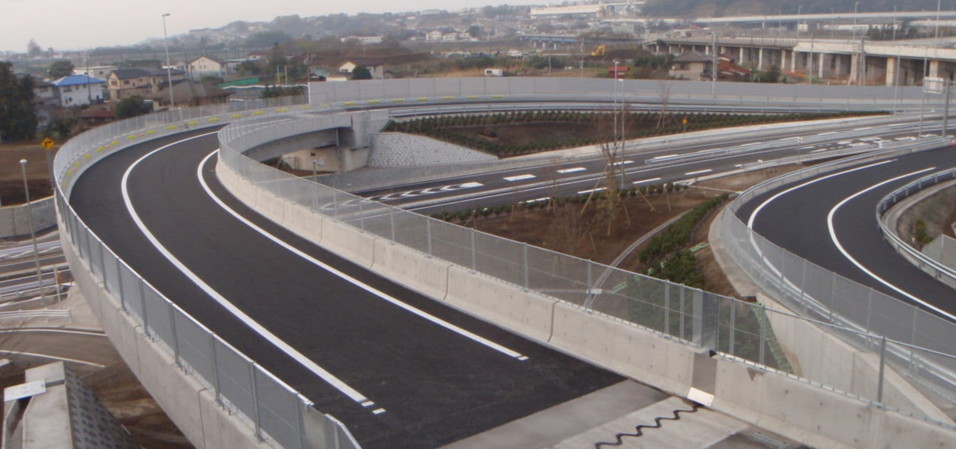 さがみ縦貫相模原IC当麻地区道路改良工事