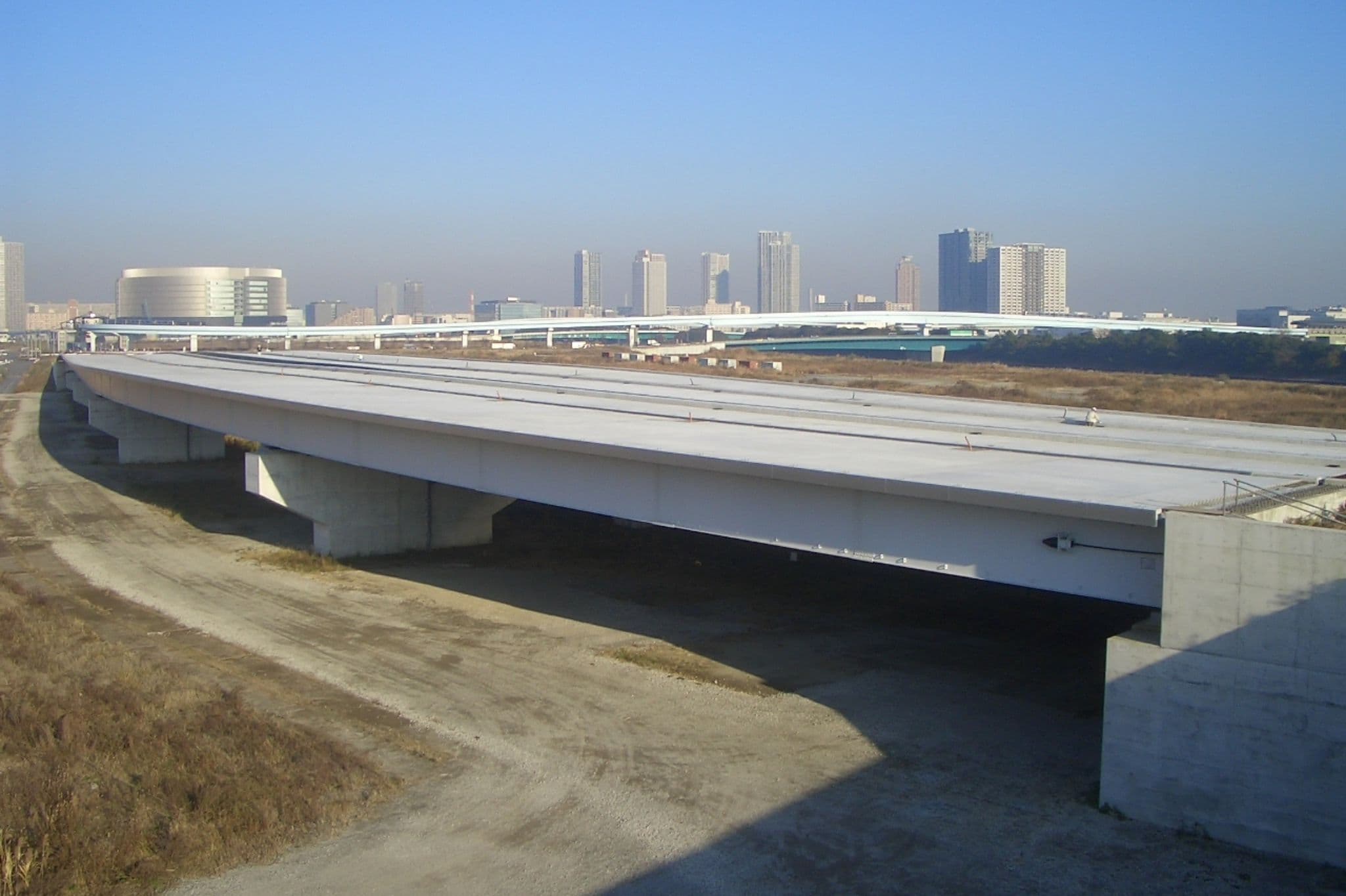 補助第315号高架橋床版設置工事（２１豊－２）