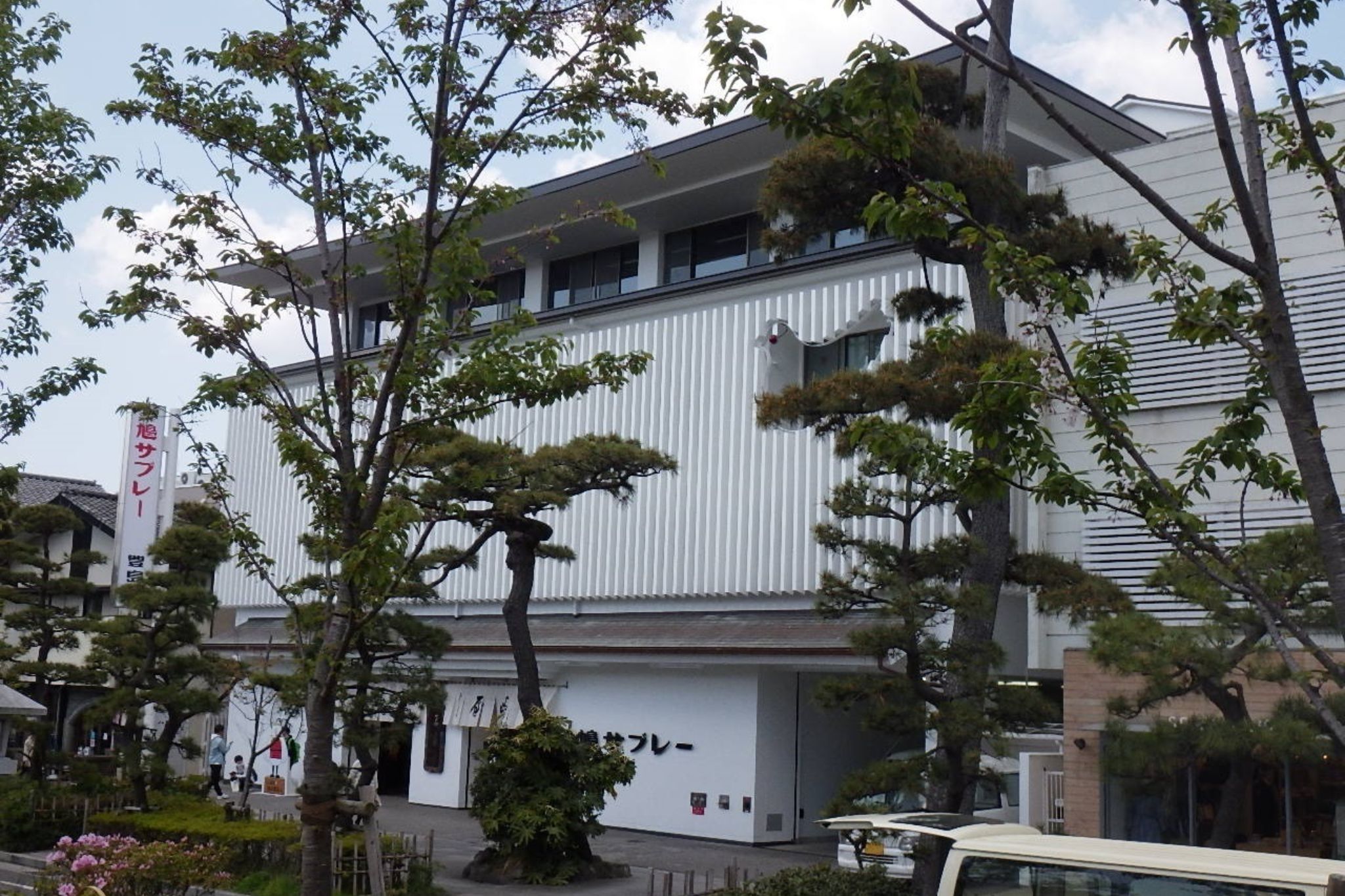 豊島屋（外装改修）