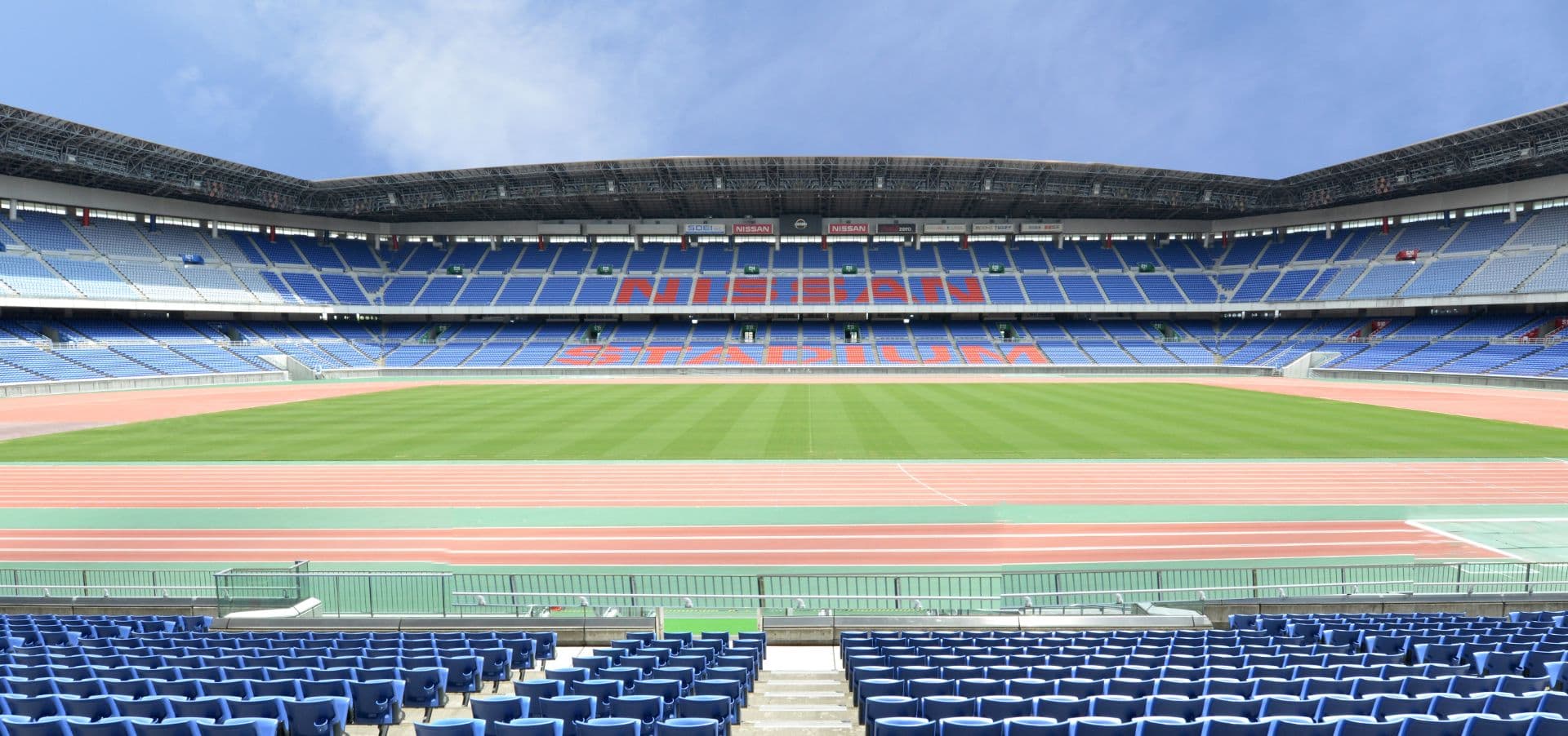 日産スタジアムスタンド客席（改修工事）