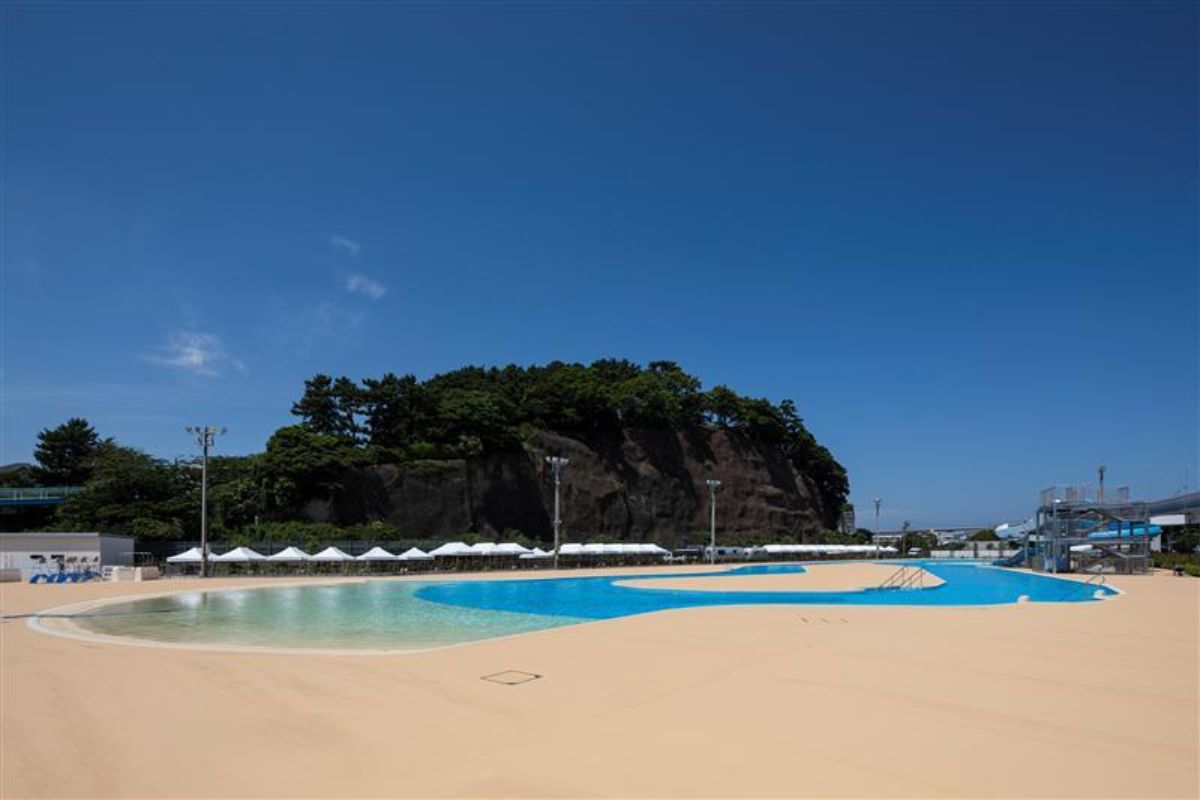 砂浜イメージ塗装
