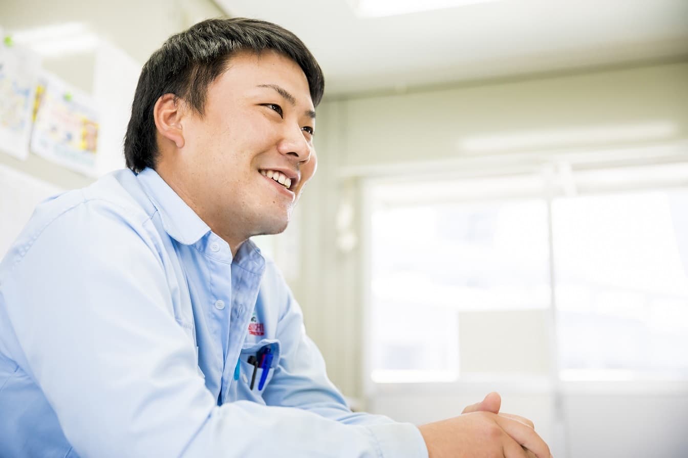 先輩社員の声